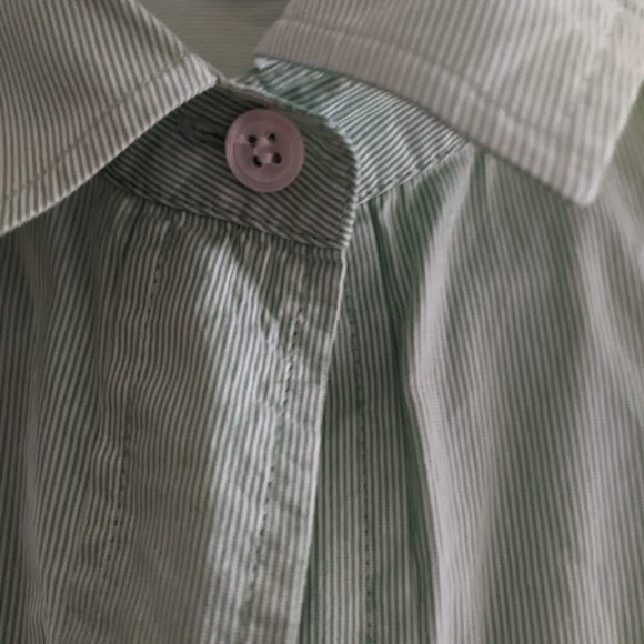 Theory - Pocket Button Front Shirt Like new - Picture 8 of 8